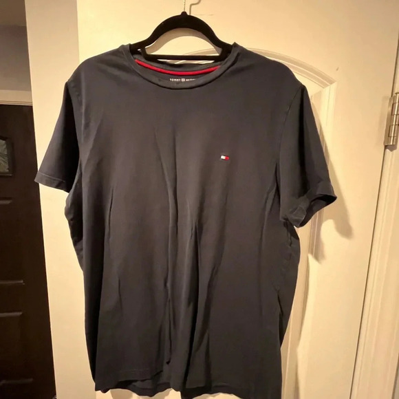 VINTAGE ~Tommy Hilfiger~ T-Shirt - Large - Picture 3 of 6